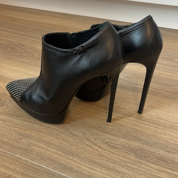 Saint Laurent black studded bootie - Picture 4 of 6